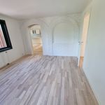 Rent 6 rooms apartment of 216 m² in Göta