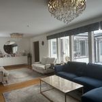 Rent 5 rooms house of 206 m² in Sollentuna