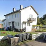 Rent 4 rooms house of 100 m² in Motala