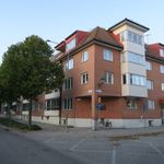 Rent 2 rooms apartment of 68 m² in Enköping