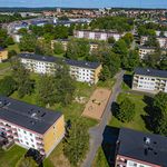 Rent 4 rooms apartment of 131 m² in Motala