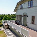 Hyr ett 9-rums hus på 240 m² i Järfälla