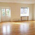 Rent 3 rooms apartment of 84 m² in Köping