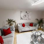 Hyr ett 3-rums hus på 75 m² i Stockholm