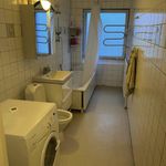 Rent 2 rooms apartment of 75 m² in Västerås