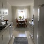 Rent 4 rooms house of 100 m² in Upplands Väsby
