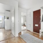 Rent 2 rooms apartment of 82 m² in Solna