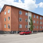 Rent 2 rooms apartment of 57 m² in Katrineholm