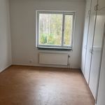 Rent 4 rooms apartment of 97 m² in Strömsnäsbruk