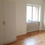 Rent 2 rooms apartment of 38 m² in KÖPING 