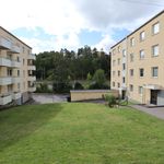 Hyr ett 3-rums lägenhet på 72 m² i Finspång