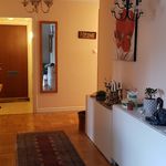 Rent a room of 100 m² in Sundbyberg