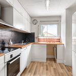 Hyr ett 4-rums hus på 97 m² i Södertälje
