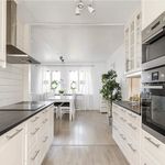 Rent 6 rooms house of 220 m² in Timrå
