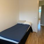 Hyr ett 7-rums hus på 146 m² i Botkyrka