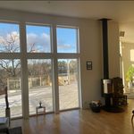 Rent 6 rooms house of 180 m² in Härryda