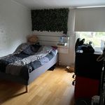 Hyr ett 4-rums hus på 90 m² i Knivsta