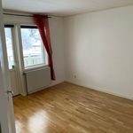 Rent 7 rooms house of 220 m² in Partille