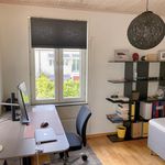 Hyr ett 6-rums hus på 151 m² i Solna