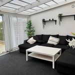 Hyr ett 4-rums lägenhet på 100 m² i Stockholm