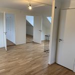 Hyr ett 5-rums hus på 121 m² i Täby