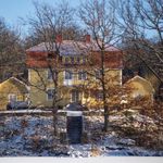 Hyr ett 10-rums hus på 300 m² i Diö