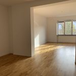 Rent 3 rooms apartment of 104 m² in Trollhättan