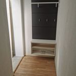Hyr ett 2-rums hus på 65 m² i Bro