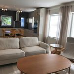 Rent 5 rooms house of 150 m² in Sollentuna