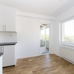 Rent 6 rooms apartment of 123 m² in Eskilstuna - Myrtorp