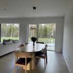 Rent 4 rooms house of 130 m² in Ekolsund
