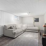 Rent 4 rooms house of 160 m² in Luleå