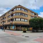 Hyr ett 4-rums lägenhet på 95 m² i Köping