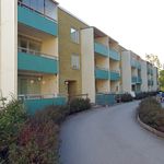 Rent 3 rooms apartment of 85 m² in Flen